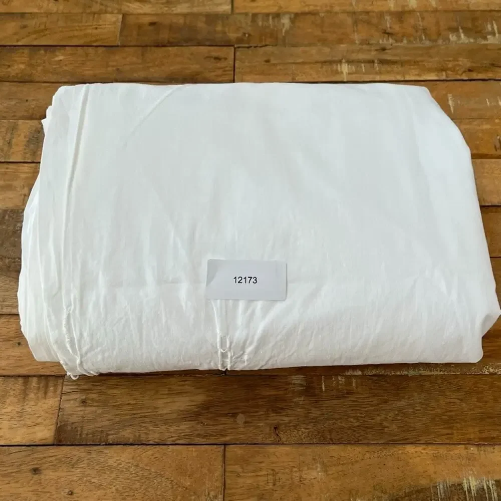 Imperial Elegance White Cotton Tablecloth 98